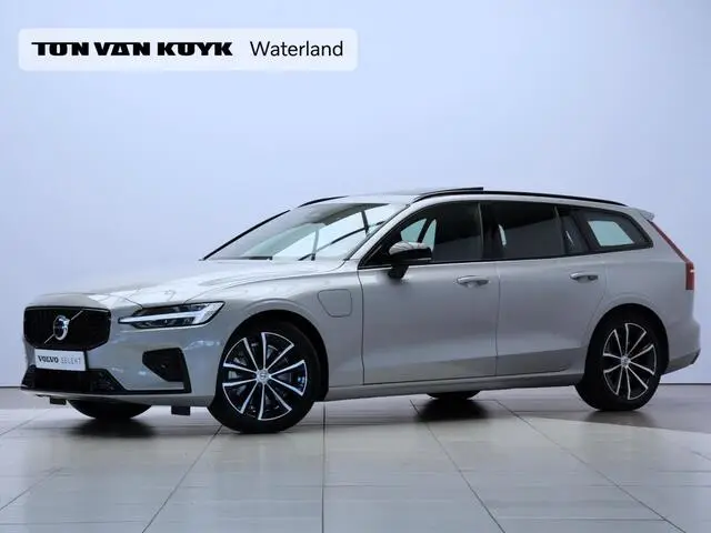 Photo 1 : Volvo V60 2024 Hybride