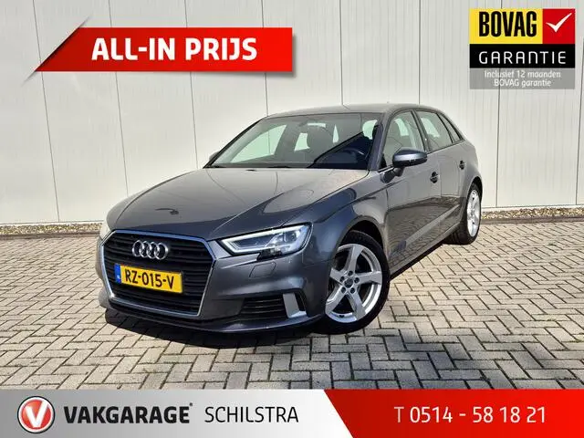 Photo 1 : Audi A3 2018 Petrol