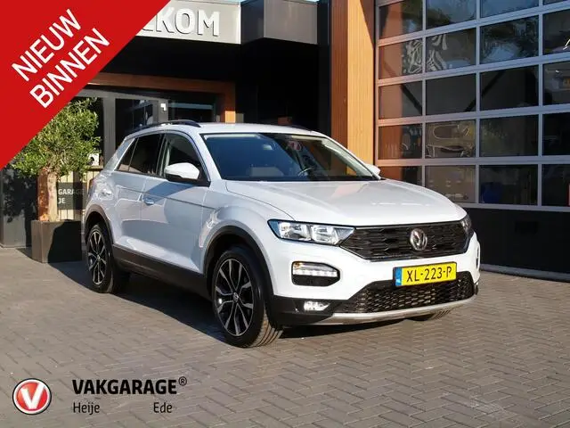 Photo 1 : Volkswagen T-roc 2019 Essence