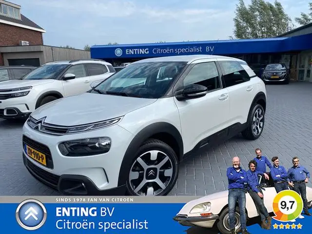 Photo 1 : Citroen C4 2018 Petrol