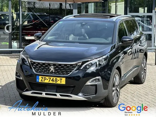 Photo 1 : Peugeot 5008 2019 Essence