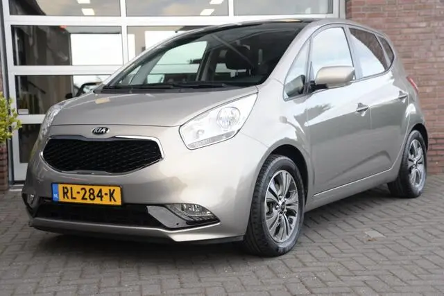 Photo 1 : Kia Venga 2018 Petrol