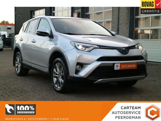 Photo 1 : Toyota Rav4 2016 Hybride