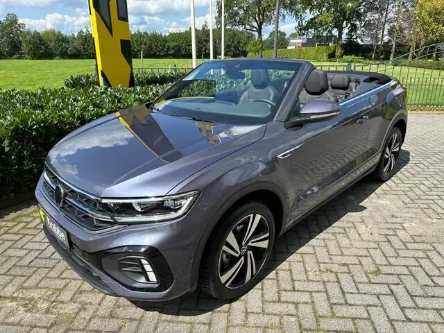 Photo 1 : Volkswagen T-roc 2023 Petrol