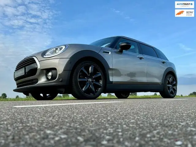 Photo 1 : Mini Cooper 2019 Essence