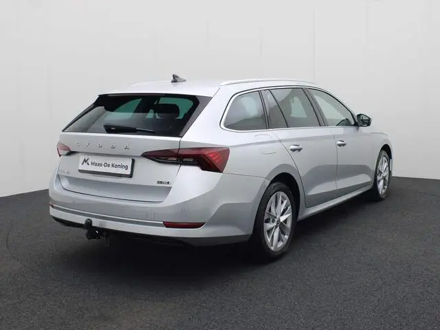 Photo 1 : Skoda Octavia 2023 Essence