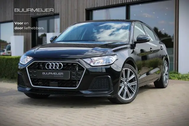 Photo 1 : Audi A1 2019 Petrol