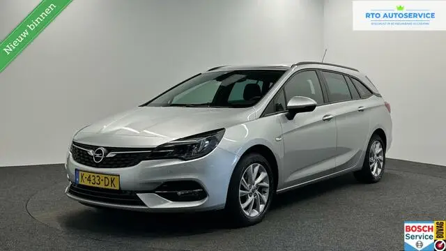 Photo 1 : Opel Astra 2020 Essence