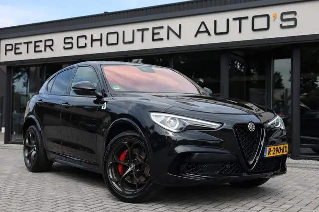 Photo 1 : Alfa Romeo Stelvio 2018 Essence