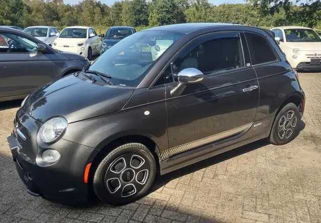 Photo 1 : Fiat 500 2019 Electric