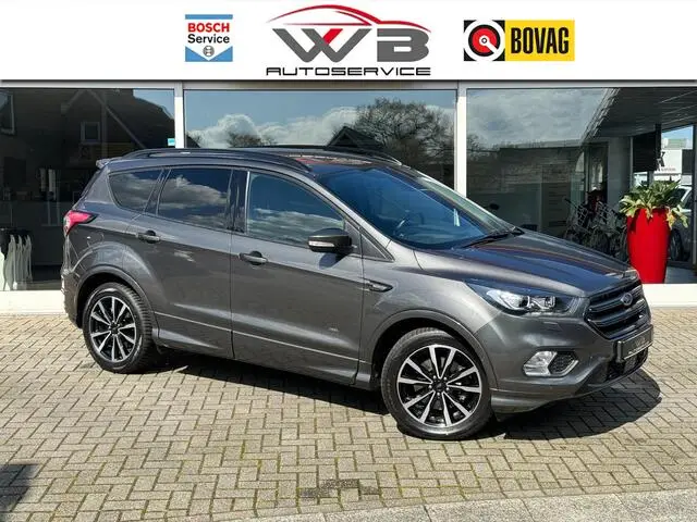 Photo 1 : Ford Kuga 2017 Essence