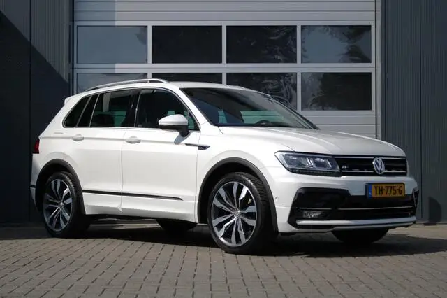 Photo 1 : Volkswagen Tiguan 2018 Essence