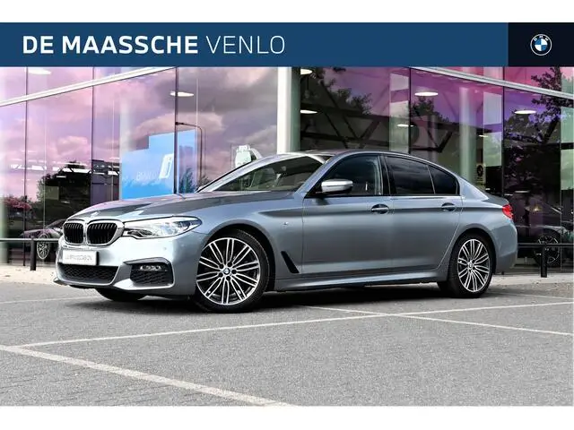 Photo 1 : Bmw Serie 5 2019 Petrol