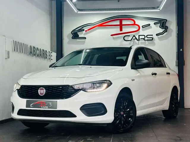 Photo 1 : Fiat Tipo 2019 Petrol