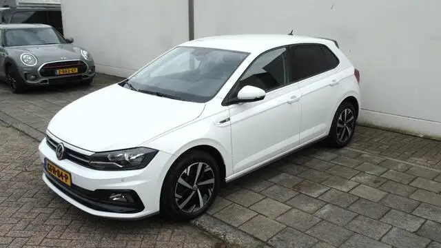 Photo 1 : Volkswagen Polo 2020 Essence