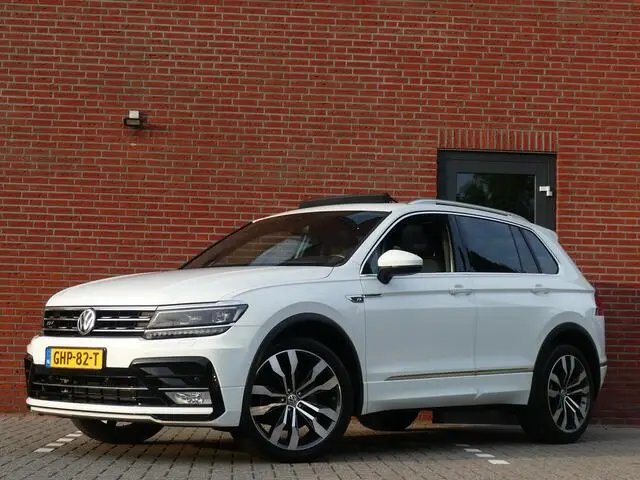 Photo 1 : Volkswagen Tiguan 2017 Petrol