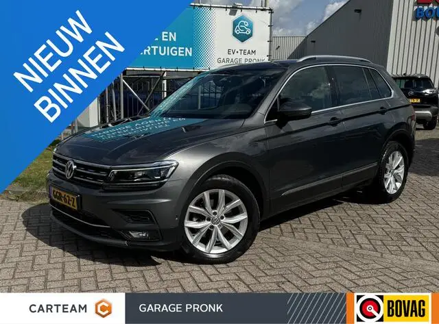 Photo 1 : Volkswagen Tiguan 2019 Essence