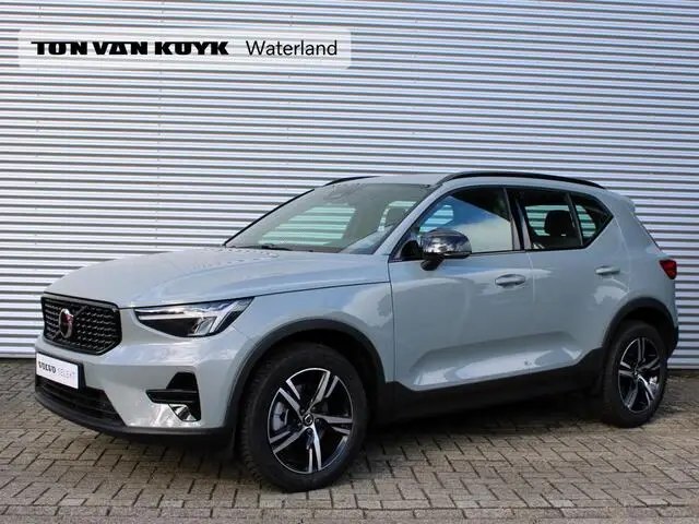 Photo 1 : Volvo Xc40 2024 Essence