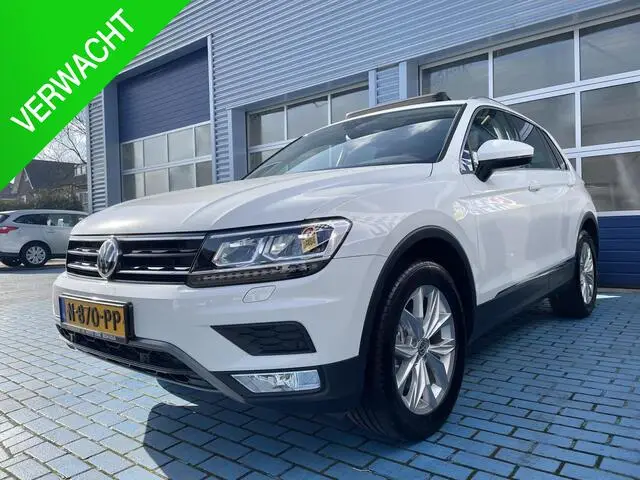 Photo 1 : Volkswagen Tiguan 2017 Petrol