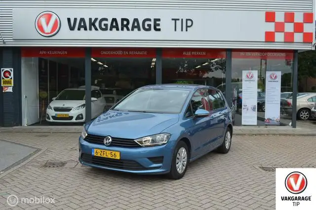 Photo 1 : Volkswagen Golf 2015 Petrol