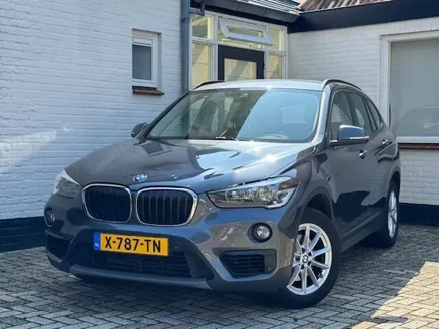 Photo 1 : Bmw X1 2019 Petrol