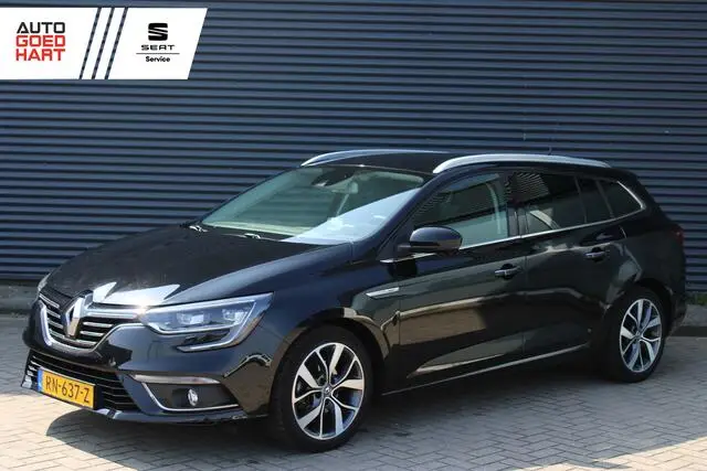 Photo 1 : Renault Megane 2018 Essence