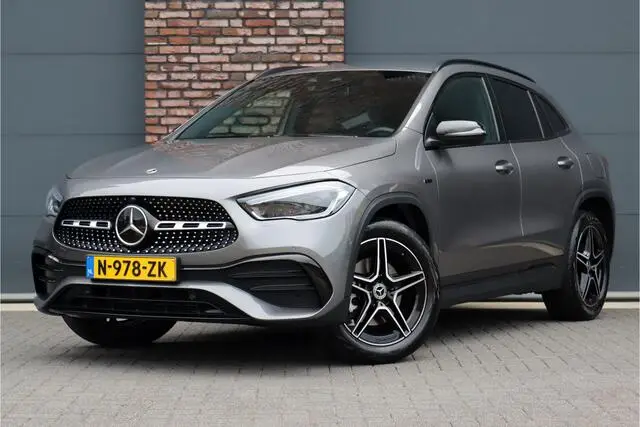 Photo 1 : Mercedes-benz Classe Gla 2021 Hybride