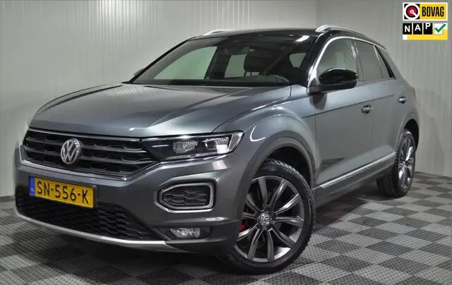 Photo 1 : Volkswagen T-roc 2018 Essence