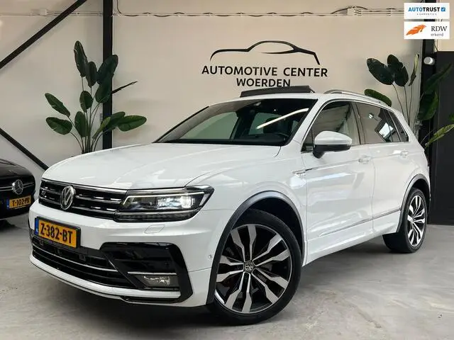 Photo 1 : Volkswagen Tiguan 2018 Essence