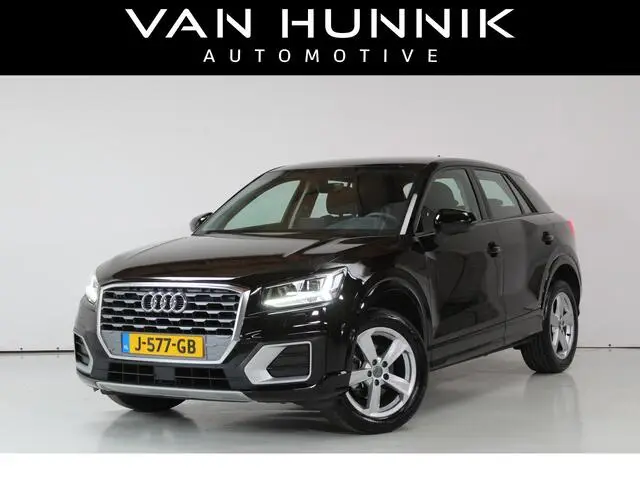 Photo 1 : Audi Q2 2020 Petrol