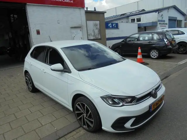 Photo 1 : Volkswagen Polo 2022 Essence