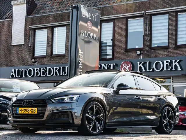 Photo 1 : Audi A5 2020 Hybride