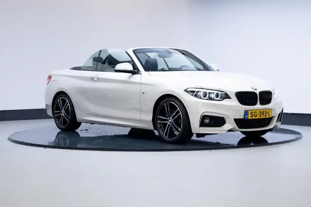 Photo 1 : Bmw Serie 2 2018 Petrol