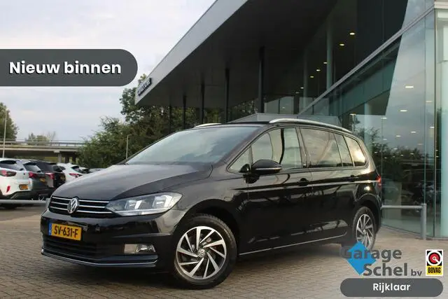 Photo 1 : Volkswagen Touran 2017 Petrol