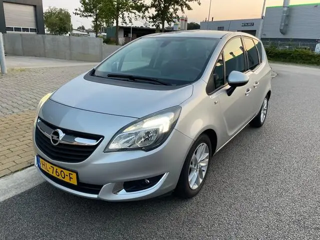 Photo 1 : Opel Meriva 2015 Essence