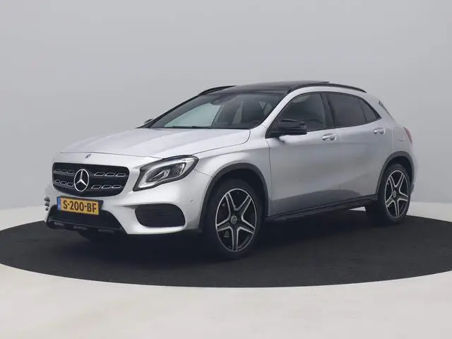 Photo 1 : Mercedes-benz Classe Gla 2019 Essence