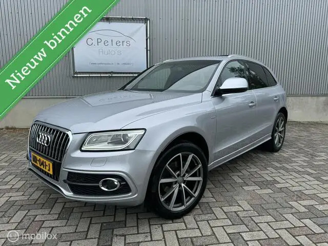 Photo 1 : Audi Q5 2017 Petrol