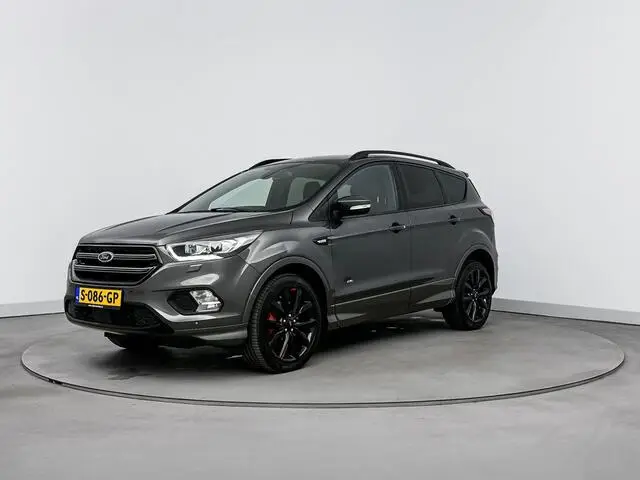 Photo 1 : Ford Kuga 2019 Essence