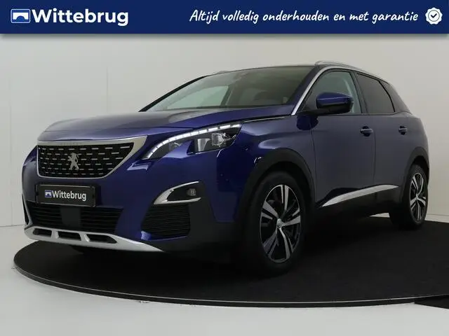 Photo 1 : Peugeot 3008 2018 Petrol