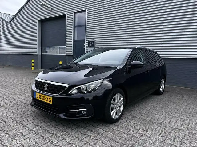 Photo 1 : Peugeot 308 2020 Essence