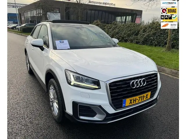 Photo 1 : Audi Q2 2019 Petrol