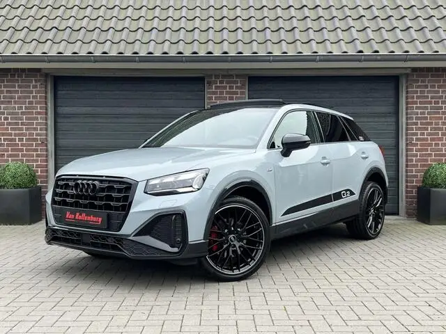 Photo 1 : Audi Q2 2021 Essence