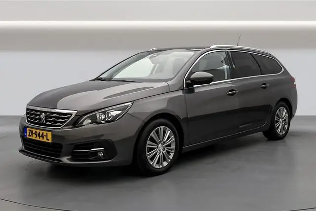 Photo 1 : Peugeot 308 2019 Essence