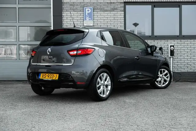 Photo 1 : Renault Clio 2019 Petrol