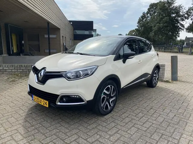 Photo 1 : Renault Captur 2015 Petrol