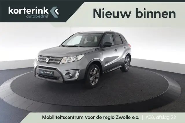 Photo 1 : Suzuki Vitara 2018 Petrol