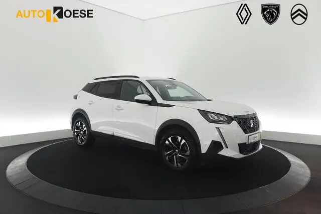 Photo 1 : Peugeot 2008 2021 Essence