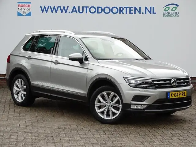 Photo 1 : Volkswagen Tiguan 2016 Petrol