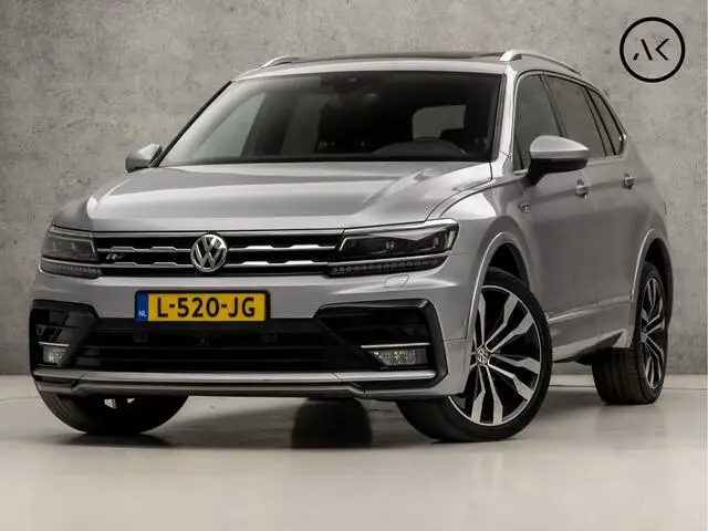 Photo 1 : Volkswagen Tiguan 2019 Essence