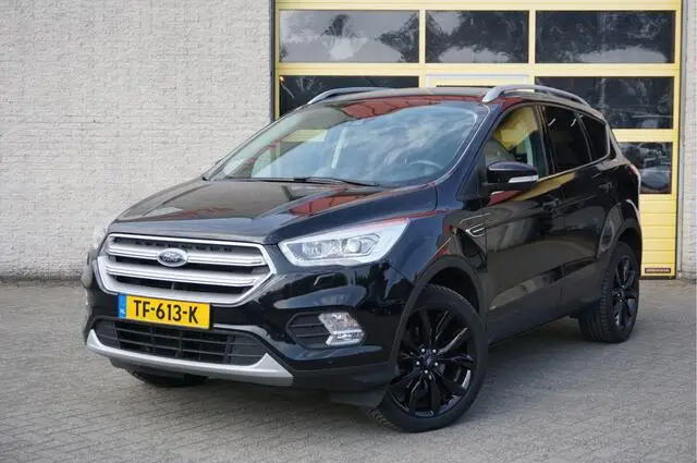 Photo 1 : Ford Kuga 2018 Essence